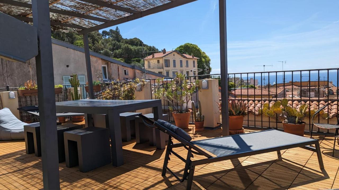Le Château - THE MOST BEAUTIFUL SIGHT IN OLD TOWN, private terrace Nisa Exterior foto