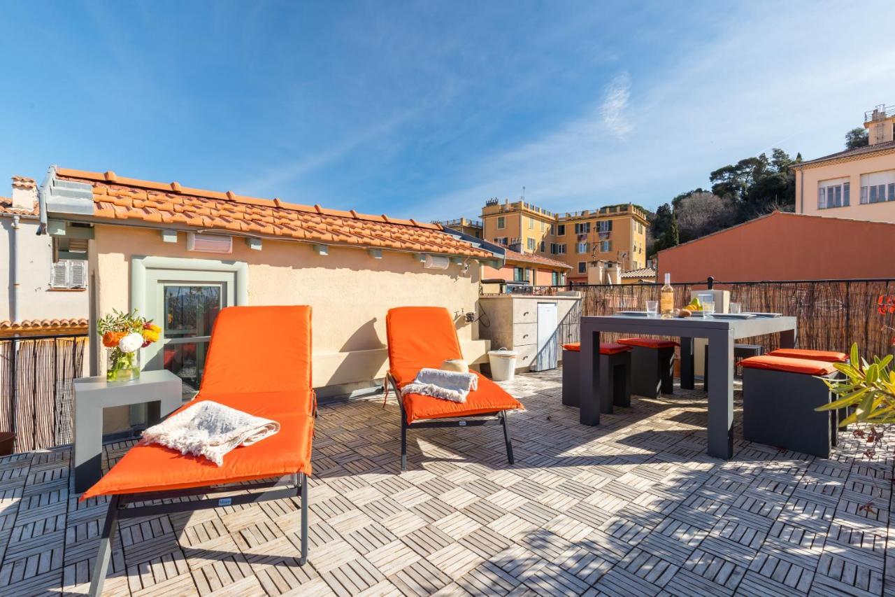 Le Château - THE MOST BEAUTIFUL SIGHT IN OLD TOWN, private terrace Nisa Exterior foto