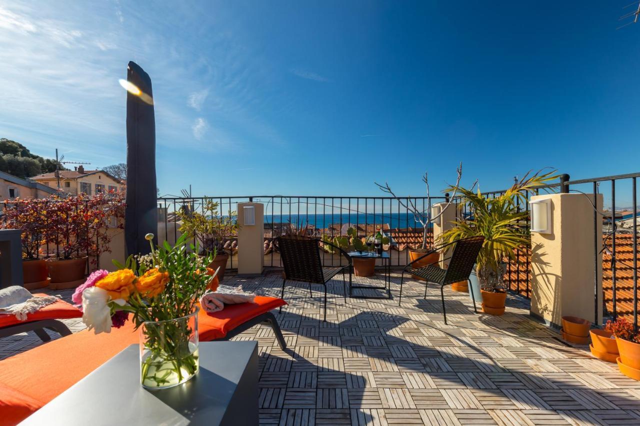 Le Château - THE MOST BEAUTIFUL SIGHT IN OLD TOWN, private terrace Nisa Exterior foto